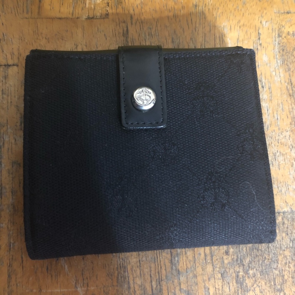 Brooks brothers bifold snap closure women’s wallet